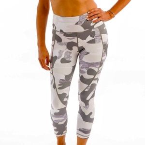 Zyia Camo Leggings